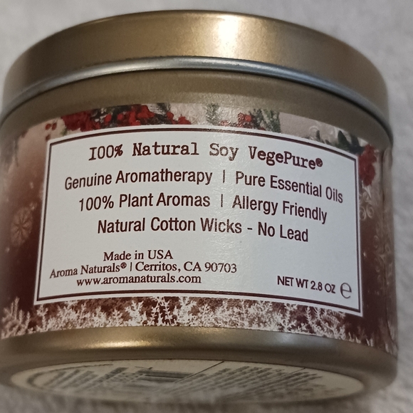 NWT!! AROMA NATURALS 2.8oz Candle - Picture 4 of 5